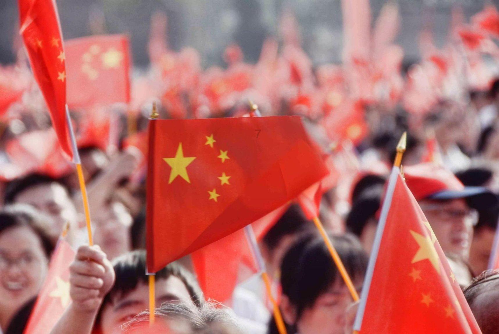 夏日时尚的爱丽